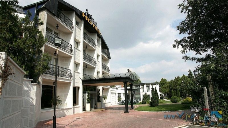 Hotel Sajam Novi Sad Exterior foto